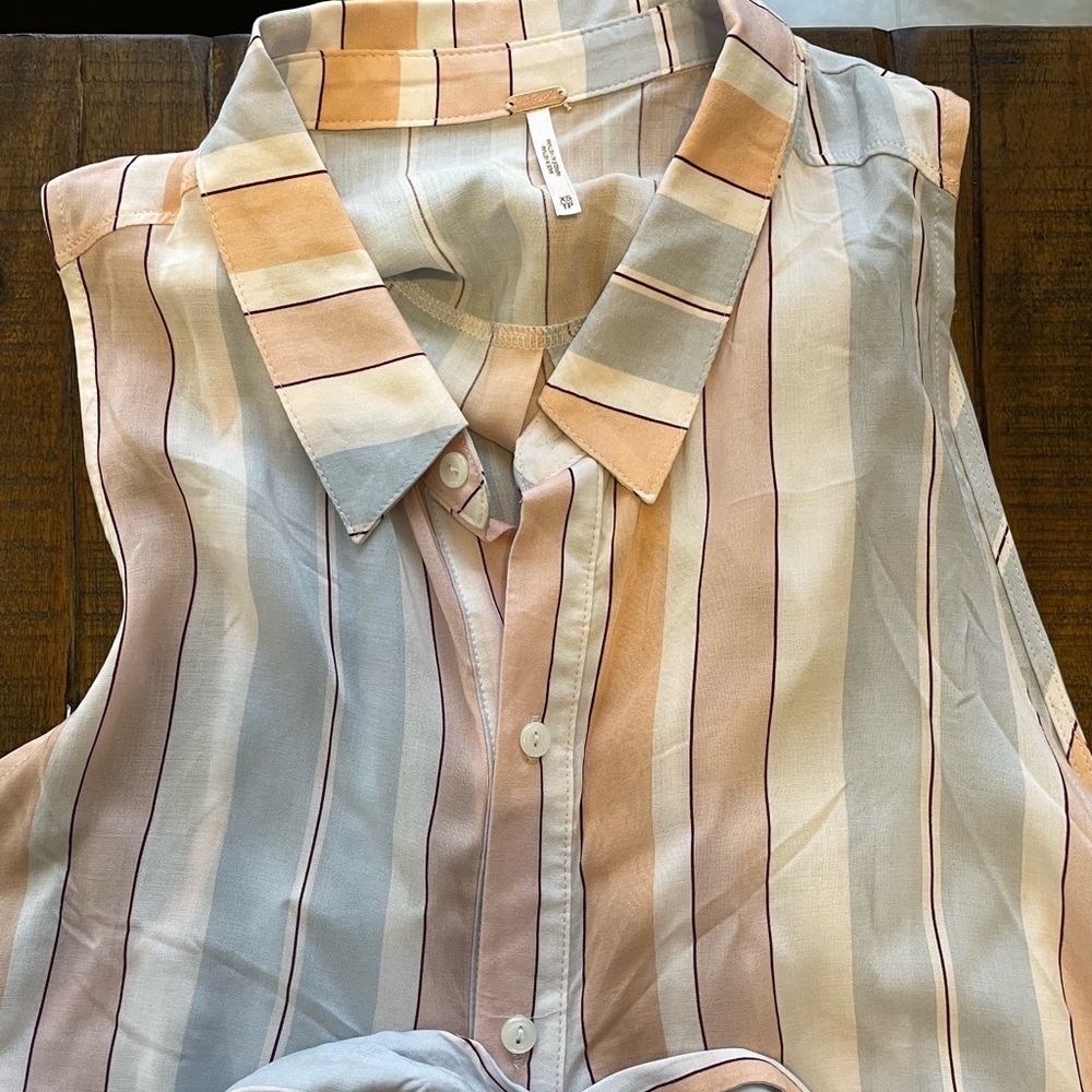 NWT Free People MacKenzie Wrap Top XS - Picture 5 of 10